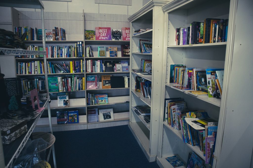 Shelves of books and miscellaneous items stand in the store. If you are looking for a good read, the UCLA Thrift Shop has a massive book collection. The selection runs from fiction to nonfiction and everything in between, so you will certainly find something that catches your interest.