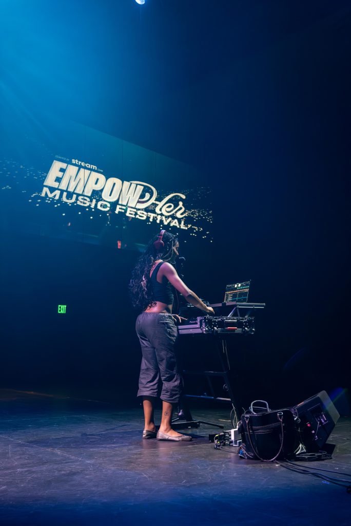 DJ Tempest blasts off the concert with her lively opening. Her first ep released 2024.