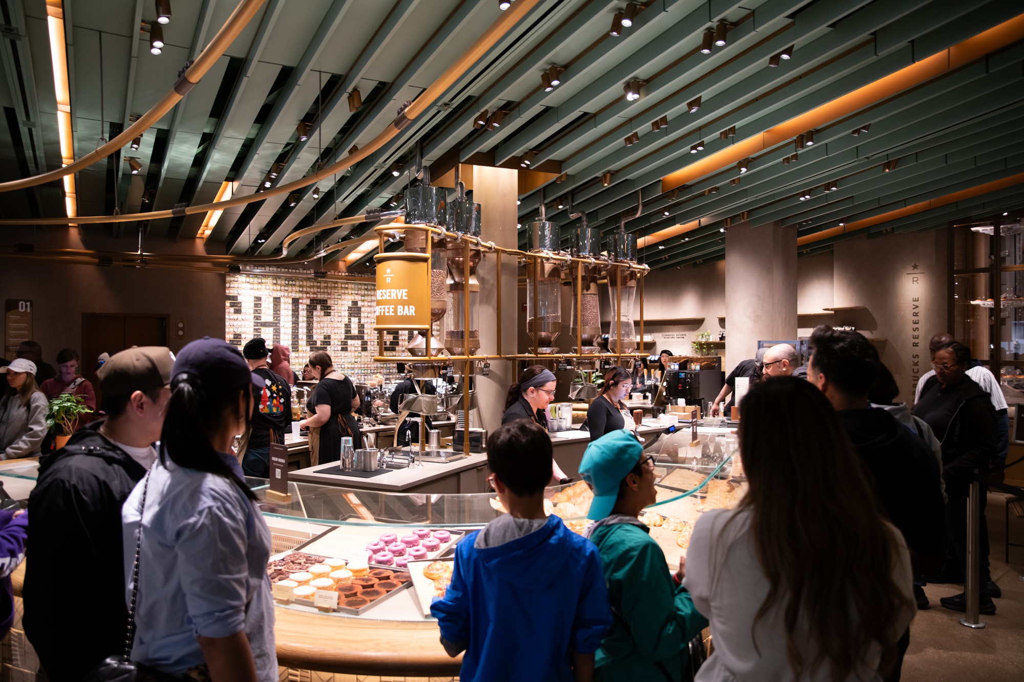 The world's largest Starbucks – BruinLife