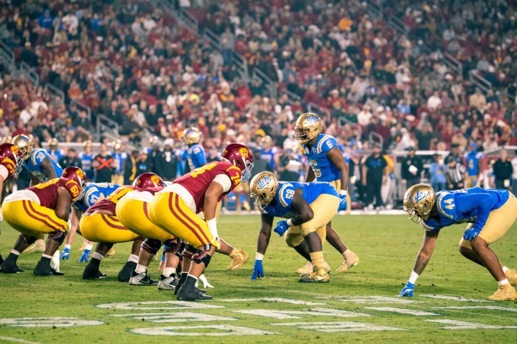 UCLA's running back Jalen Berger sets up for a direct snap. Photographed by Catherine Rodriguez/BruinLife.