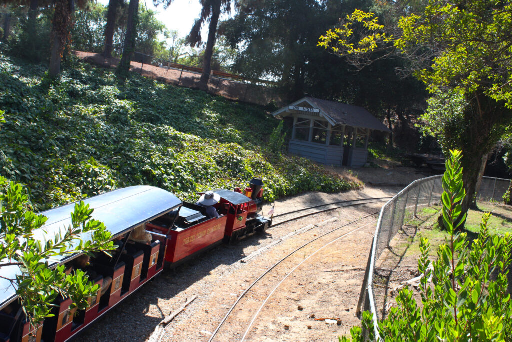 This train ride takes fun-sized passengers down an educational railway. Photo by Gavin Meichelbock/BruinLife.