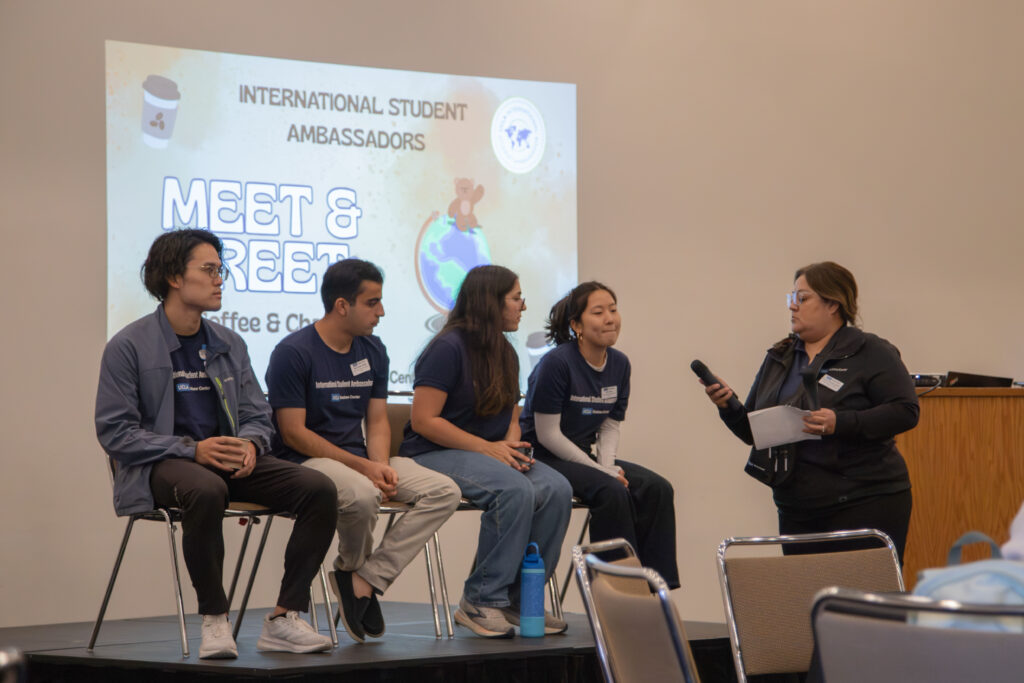 Event Director hosts Coffee Chat with four Student Ambassador, sharing essential life tips to new international students. Photographed by Aaron Fu/BruinLife.