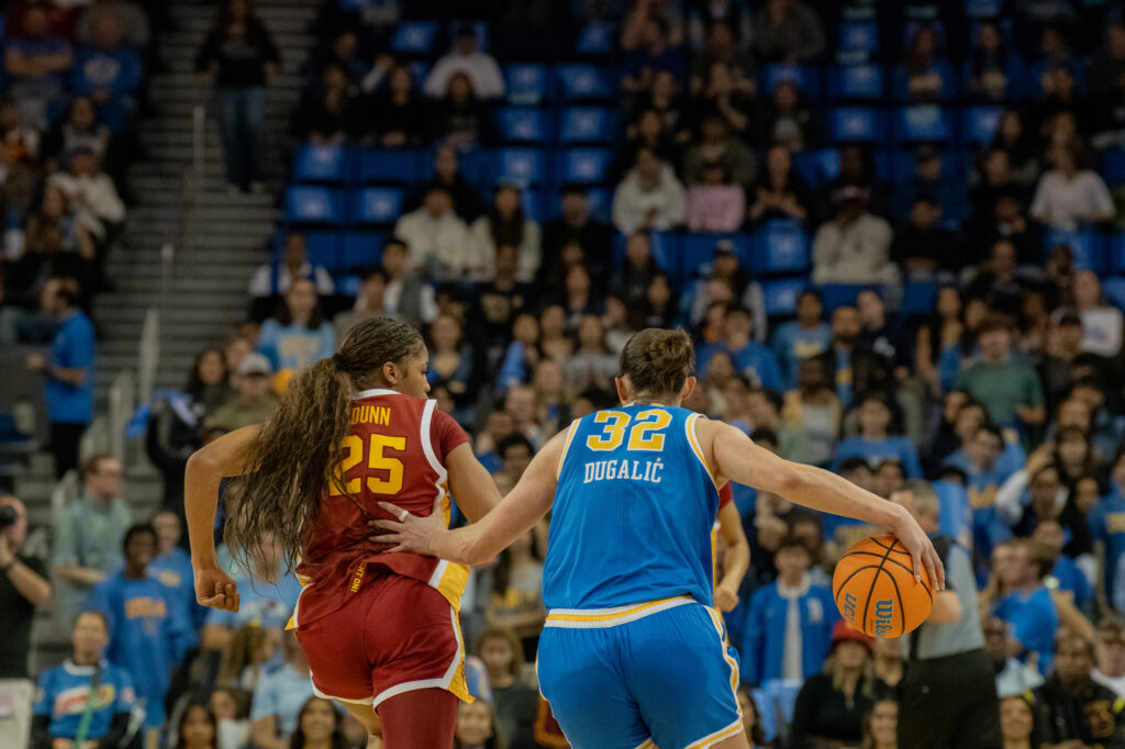 Regan Rhodes UCLA women’s basketball stomps rival USC in first matchup of the year ...