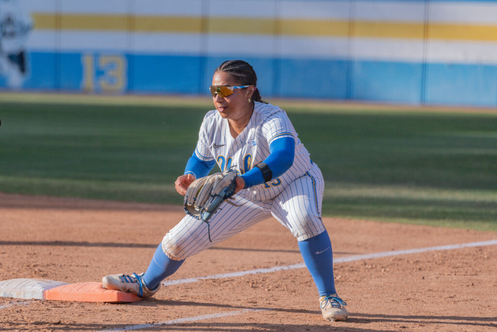 Regan Rhodes No. 5 UCLA softball falls to No. 11 Oregon in last regular-season ...